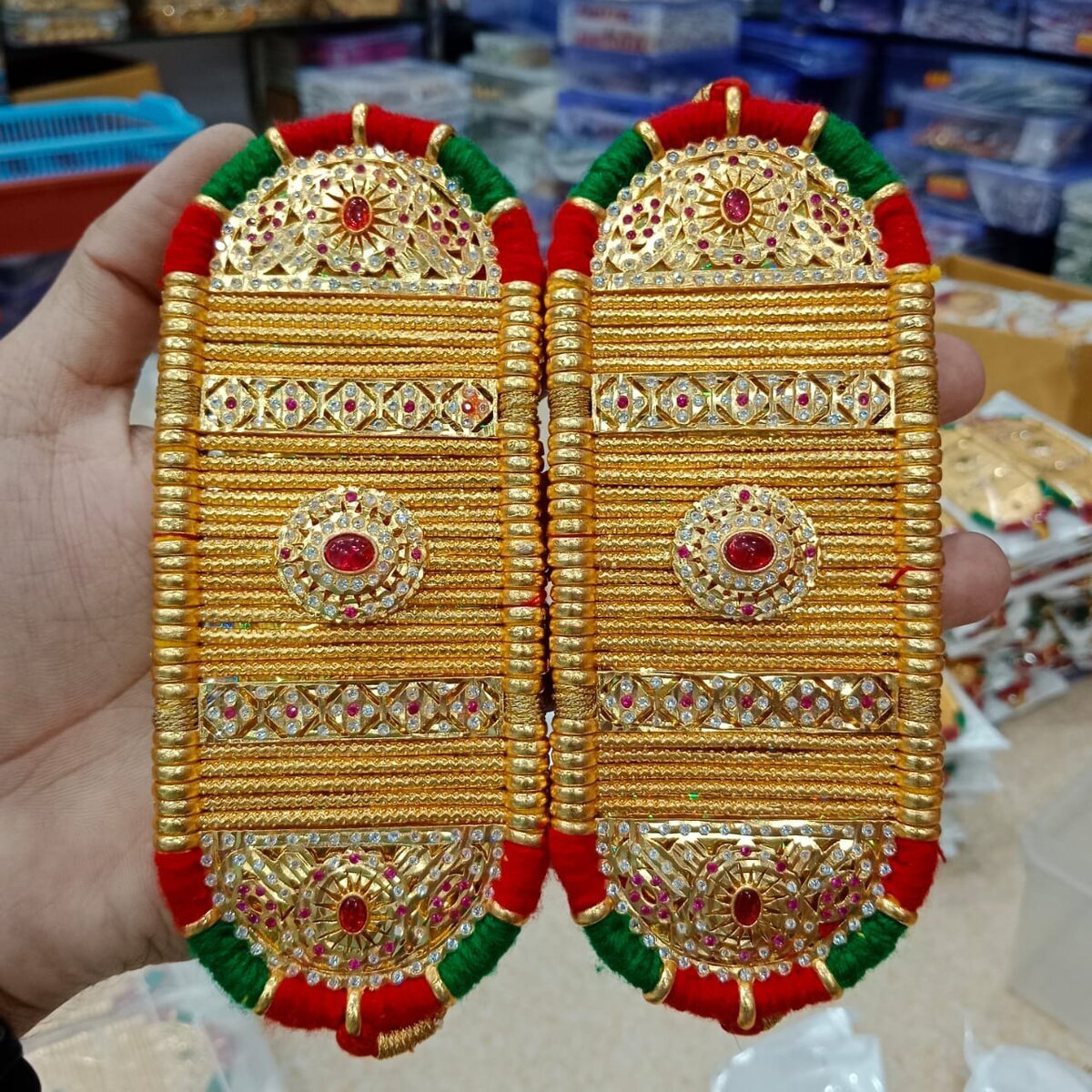 Gold AD Stone Brass High Quility Traditional Bajuband