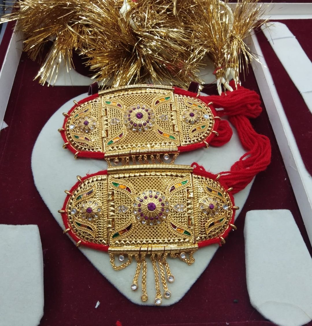 Antique Traditional Golden Bajuband With Loom