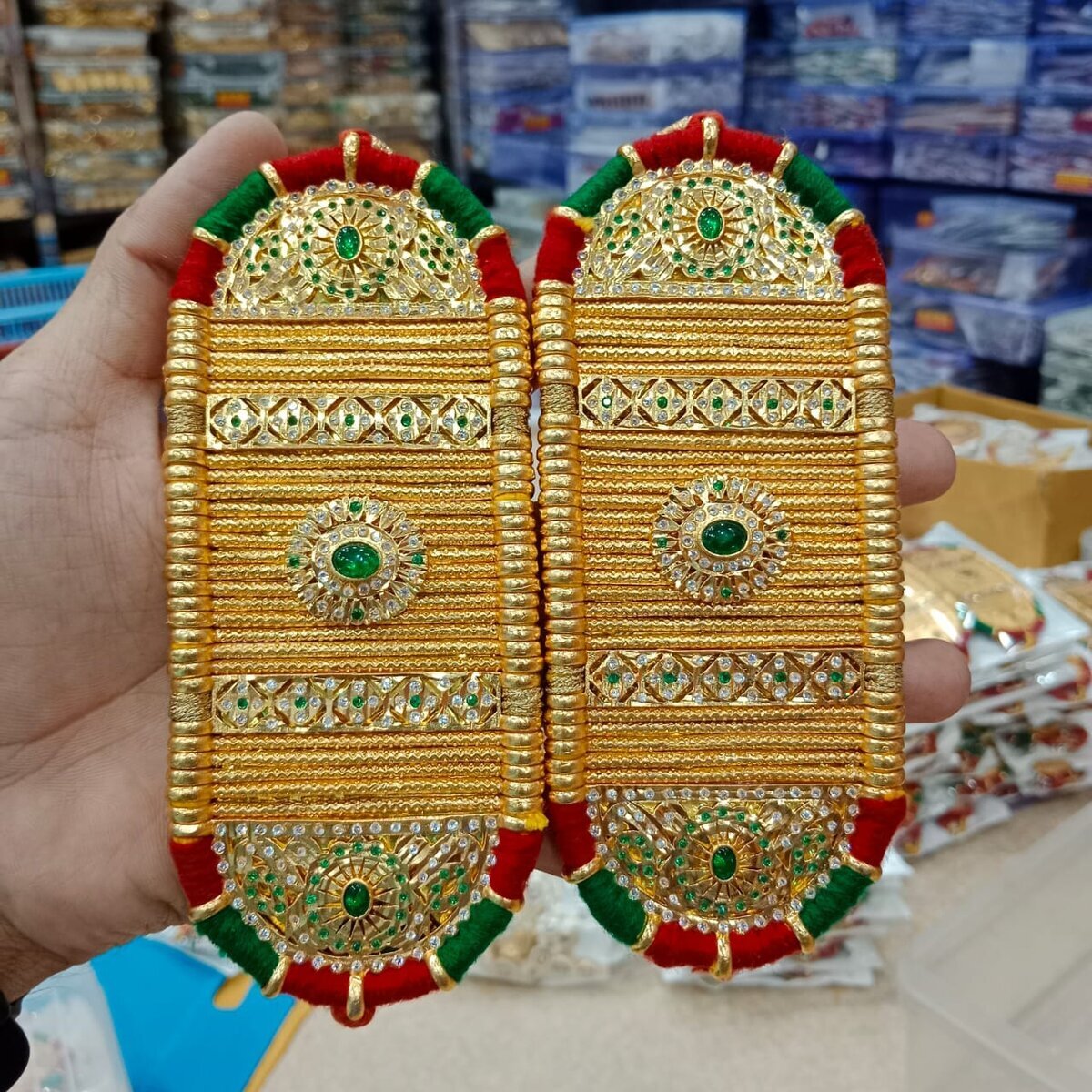 Gold AD Stone Brass High Quility Traditional Bajuband