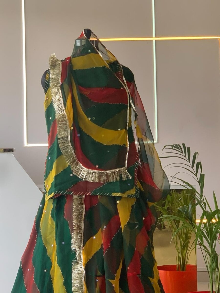 Rang Leher Poshak