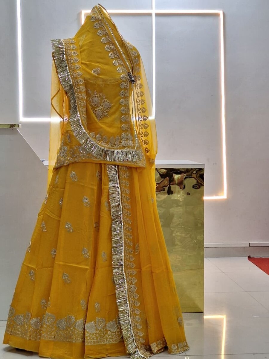 Gajanan Poshak