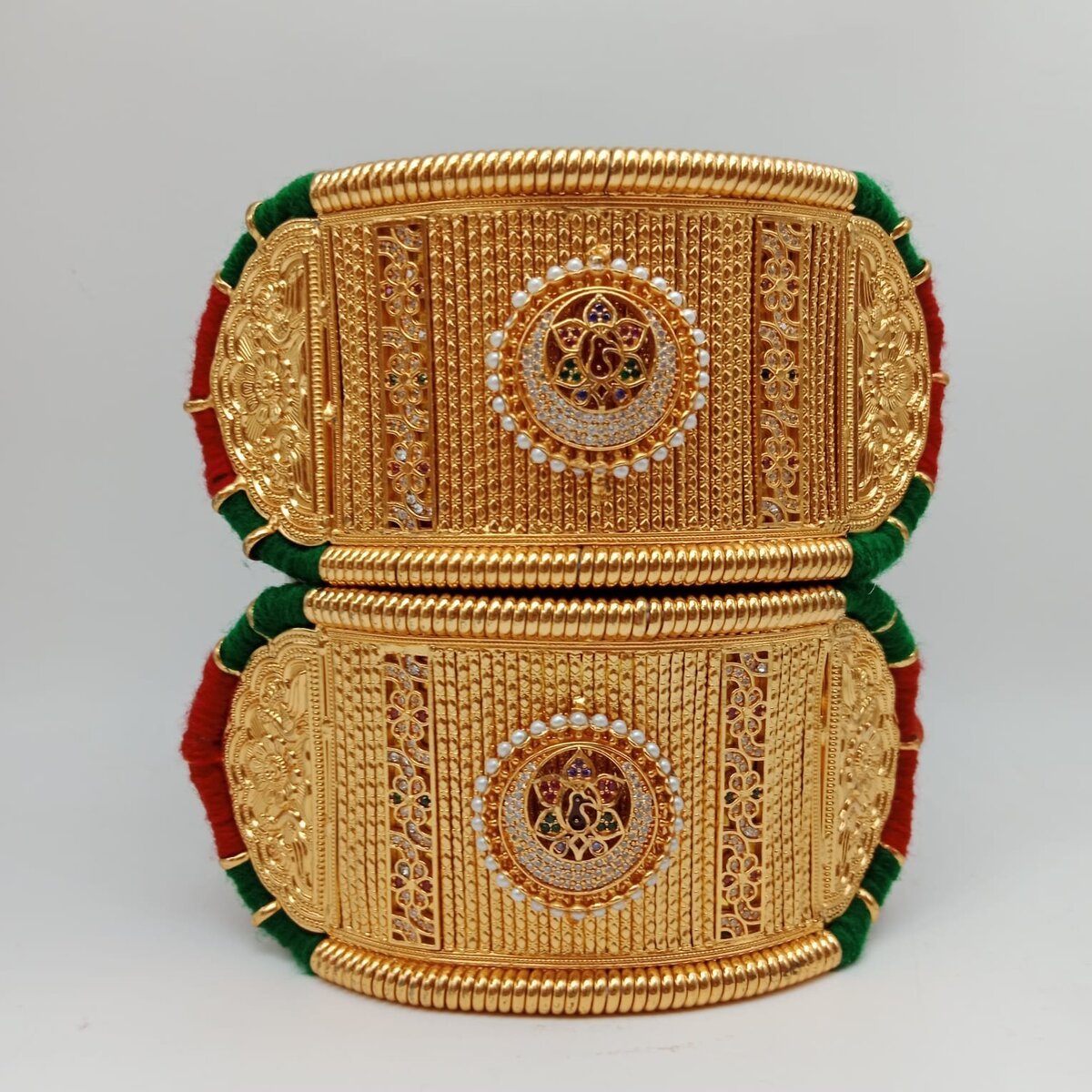 Gold Traditional High Quility Bajuband With Loom