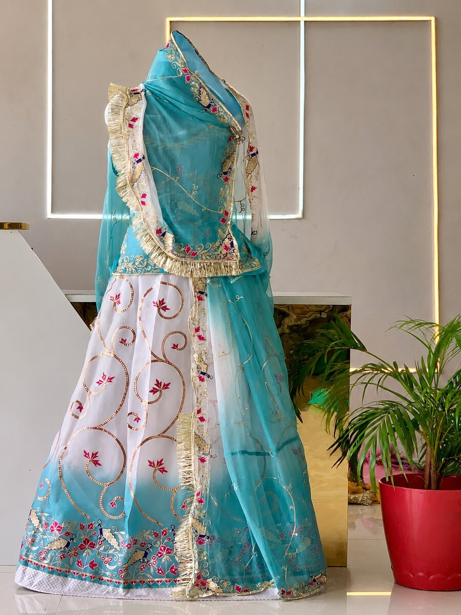 Gajban Poshak