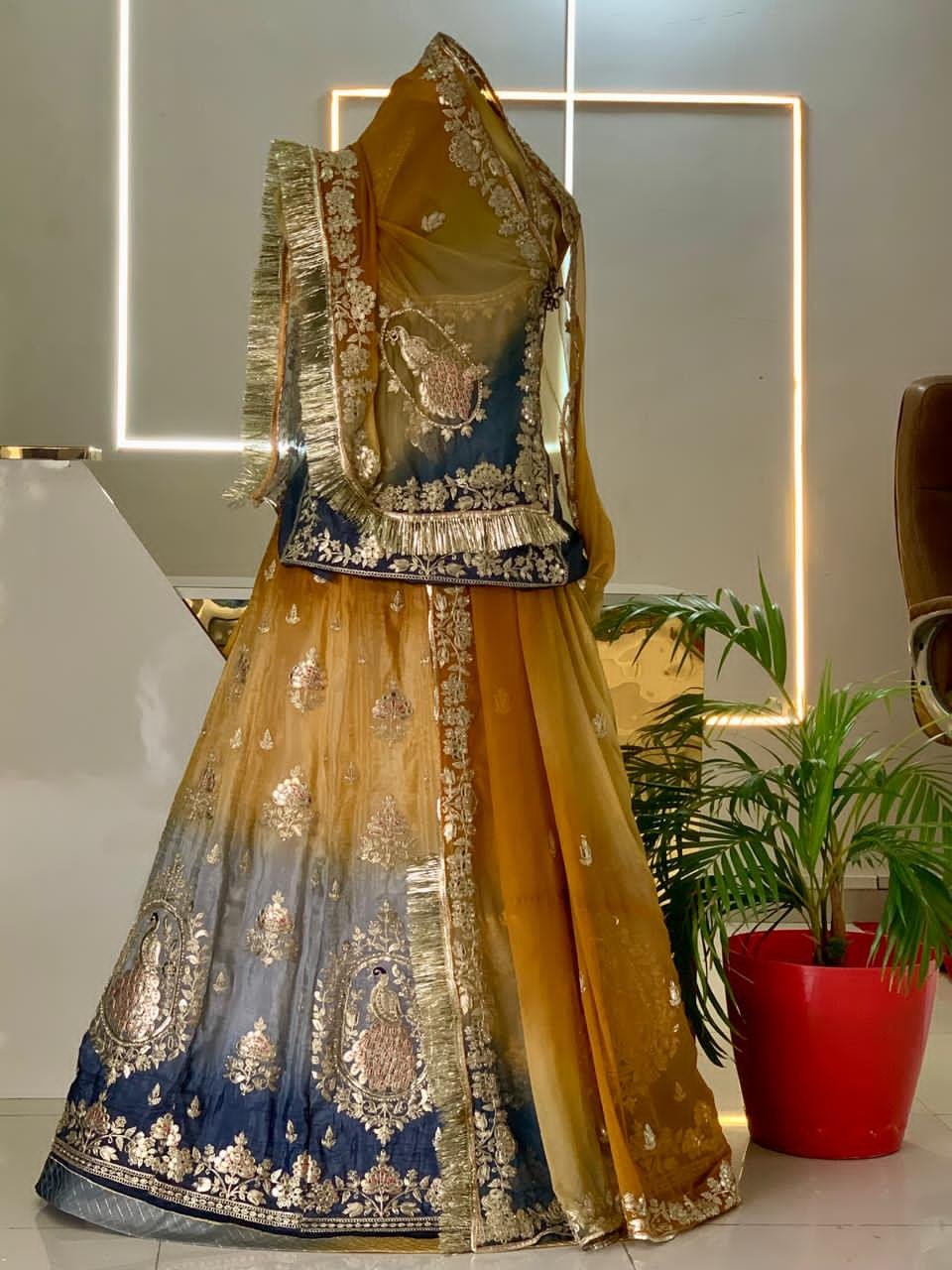 Raatrani Poshak