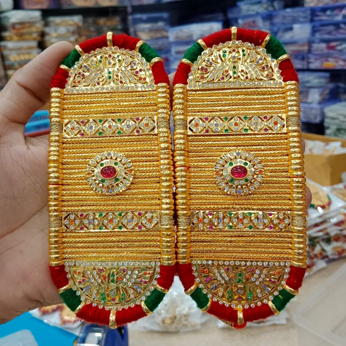Gold AD Stone Brass High Quility Traditional Bajuband