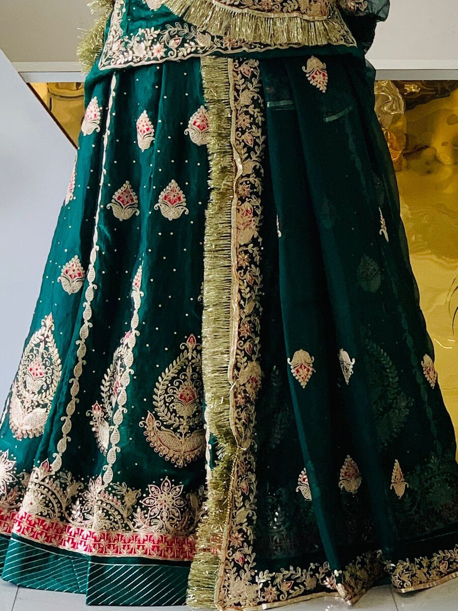 Gajmoti Poshak