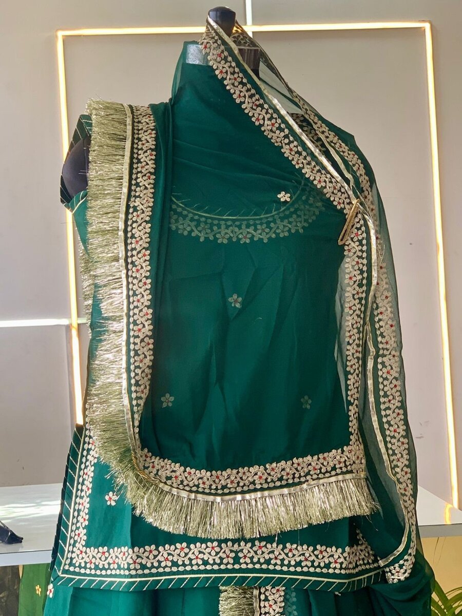 Tara Poshak