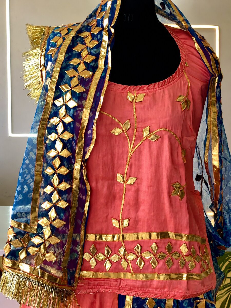 Mahi Poshak