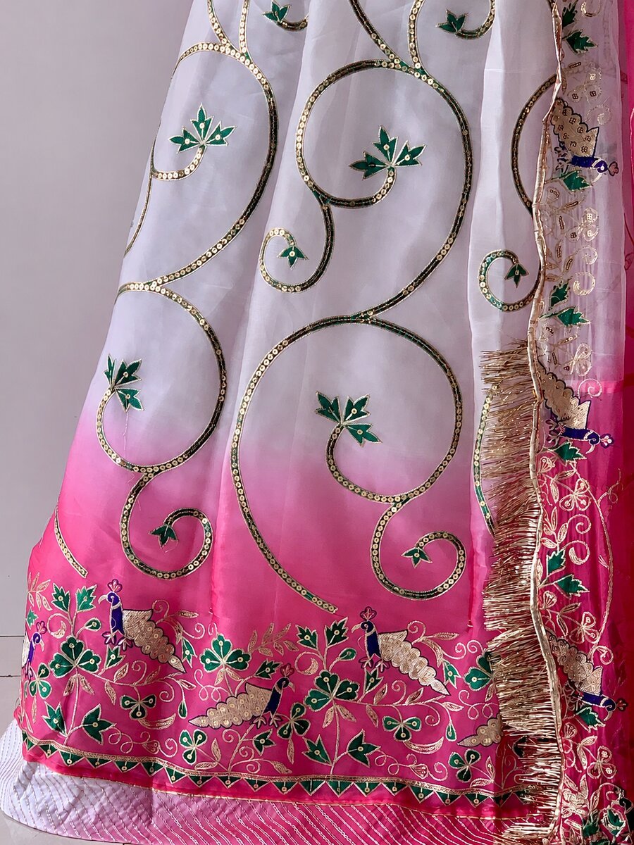 Gajban Poshak