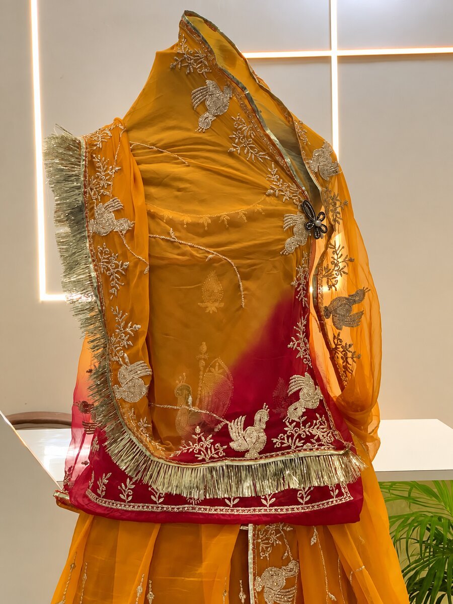 Yasikha Poshak